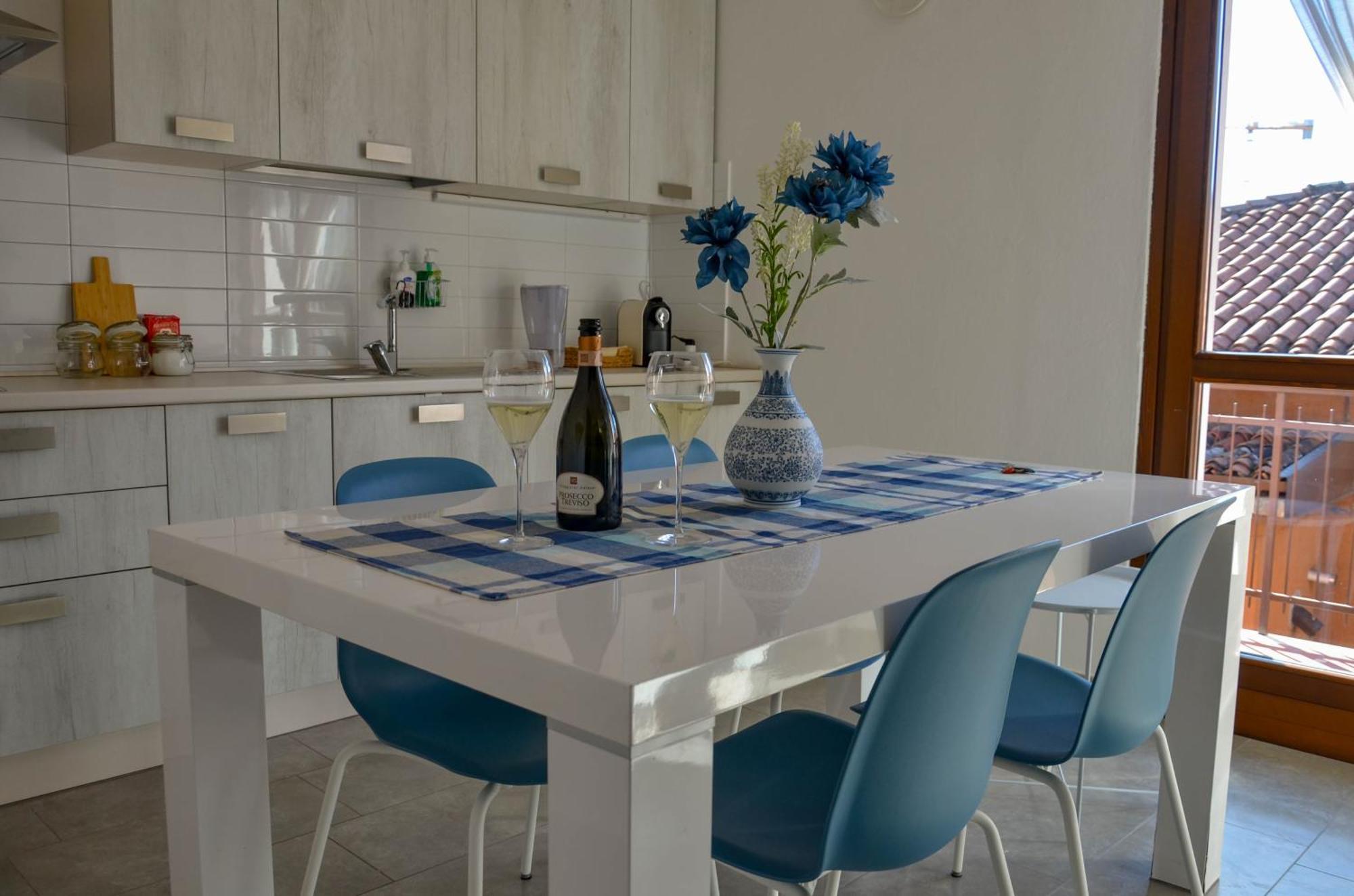 Blue Lagoon Home Sulzano Exteriér fotografie